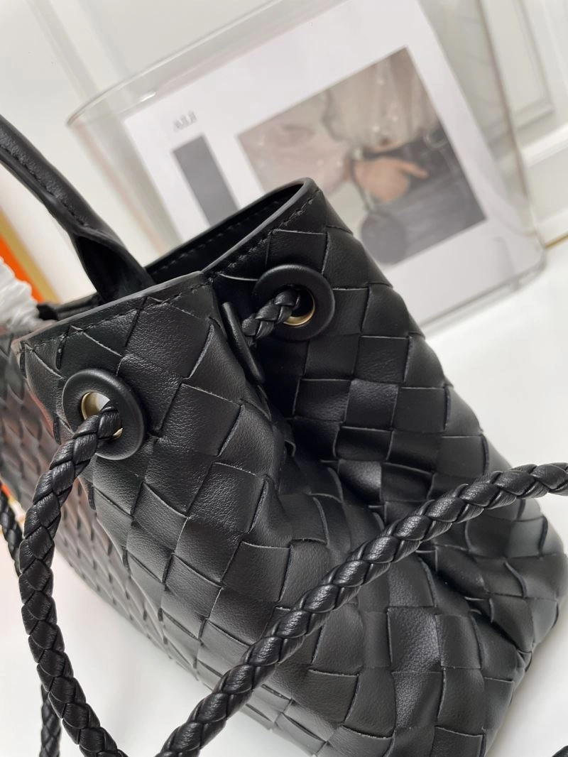ModernLook Bottega Veneta Top Handle Bags 84640