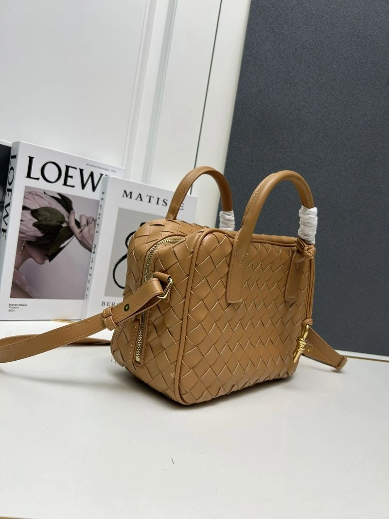 Bottega Veneta Top Handle Bags Sophisticated 84618