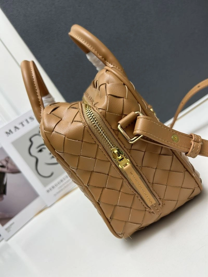 Bottega Veneta Top Handle Bags Sophisticated 84618