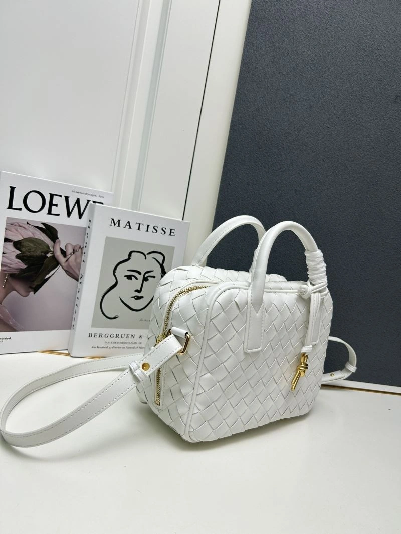 Popular Bottega Veneta Top Handle Bags 84612