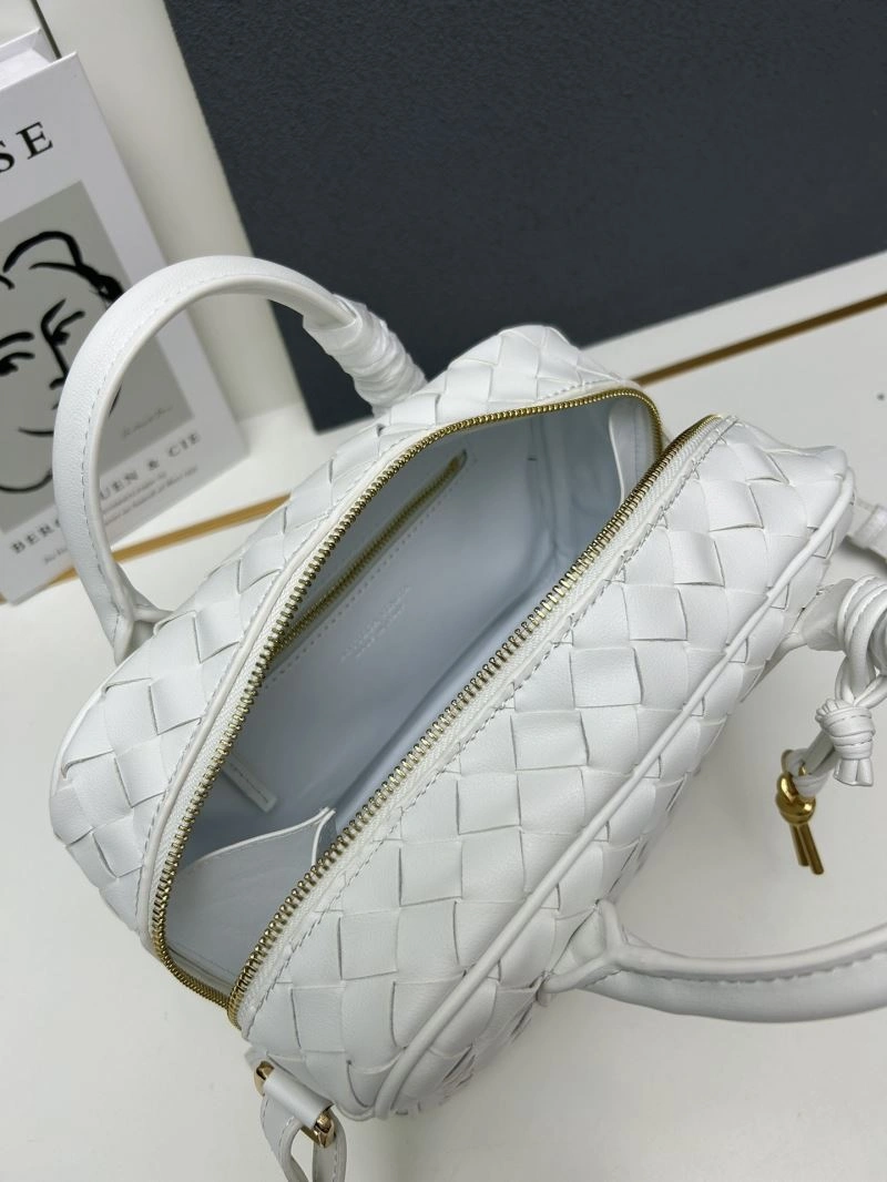 Popular Bottega Veneta Top Handle Bags 84612