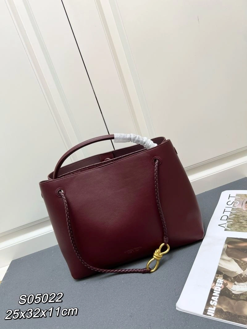 Affordable Bottega Veneta Top Handle Bags 84610