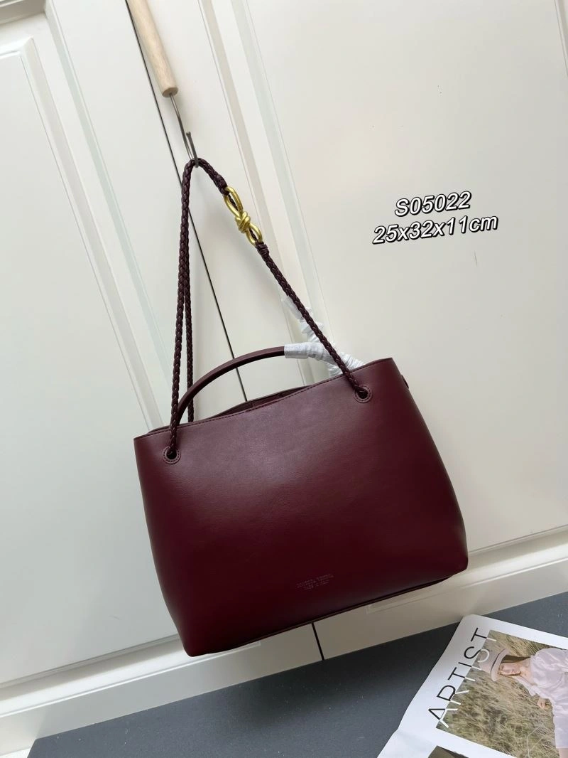 Affordable Bottega Veneta Top Handle Bags 84610