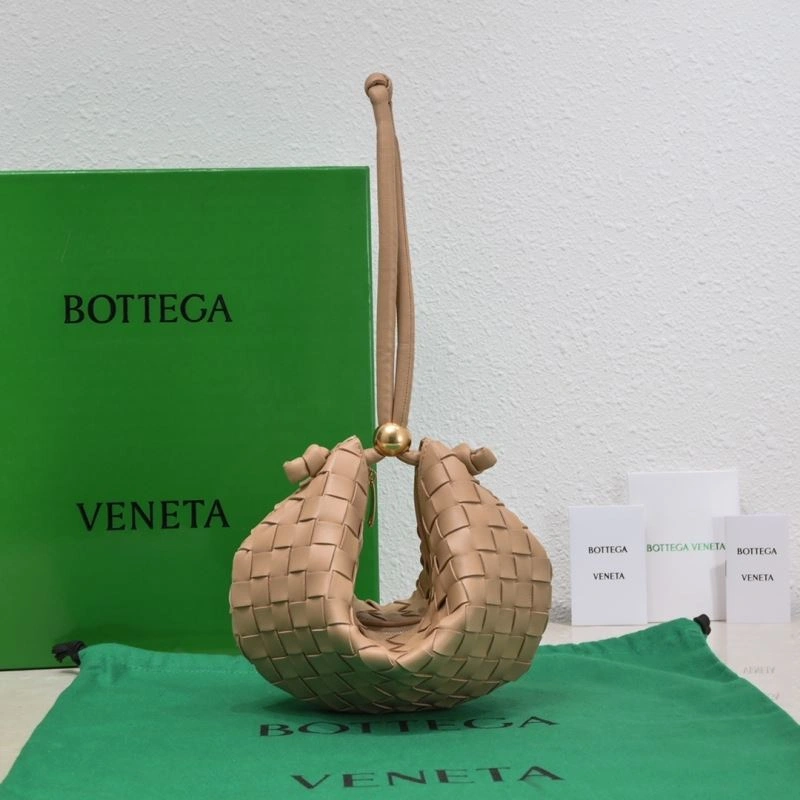 Trendy Bottega Veneta Top Handle Bags 67989