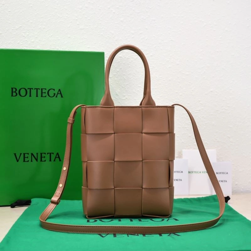 Bottega Veneta Top Handle Bags MoistureWicking 67983
