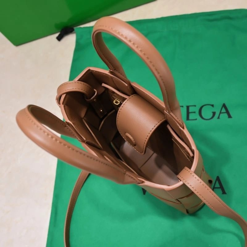 Bottega Veneta Top Handle Bags MoistureWicking 67983