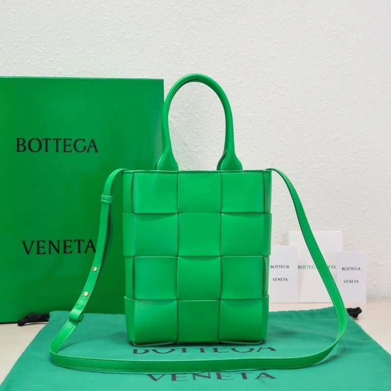 Bottega Veneta Top Handle Bags Seasonal 67975