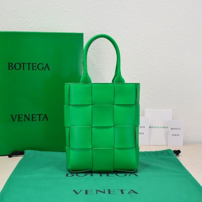 Bottega Veneta Top Handle Bags Seasonal 67975