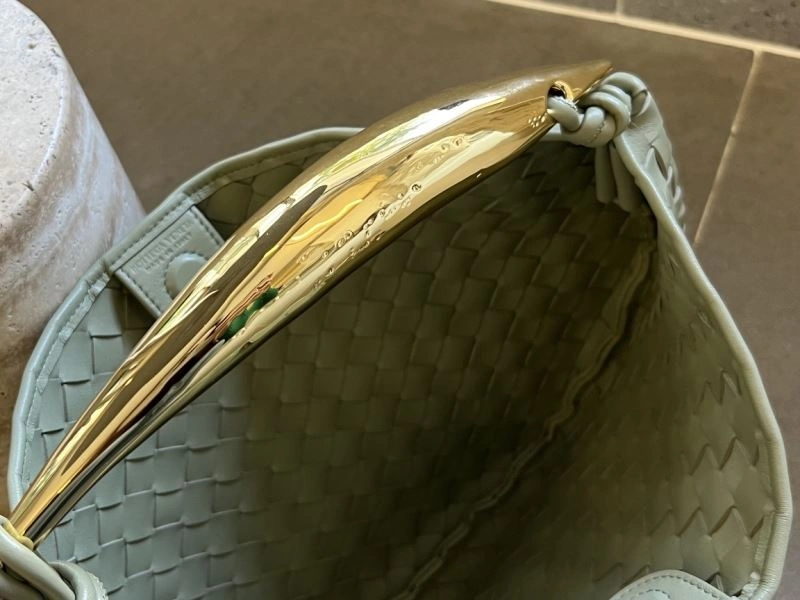 Bold Bottega Veneta Top Handle Bags 67908