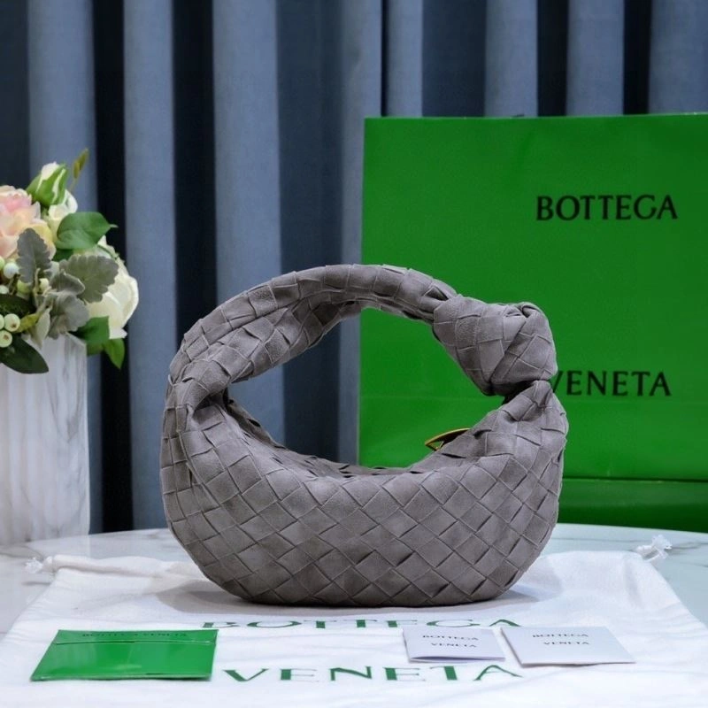 Sporty Bottega Veneta Top Handle Bags 67904