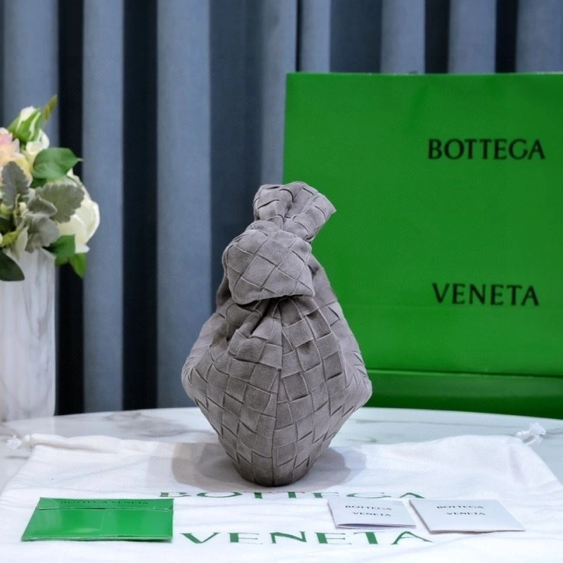 Sporty Bottega Veneta Top Handle Bags 67904