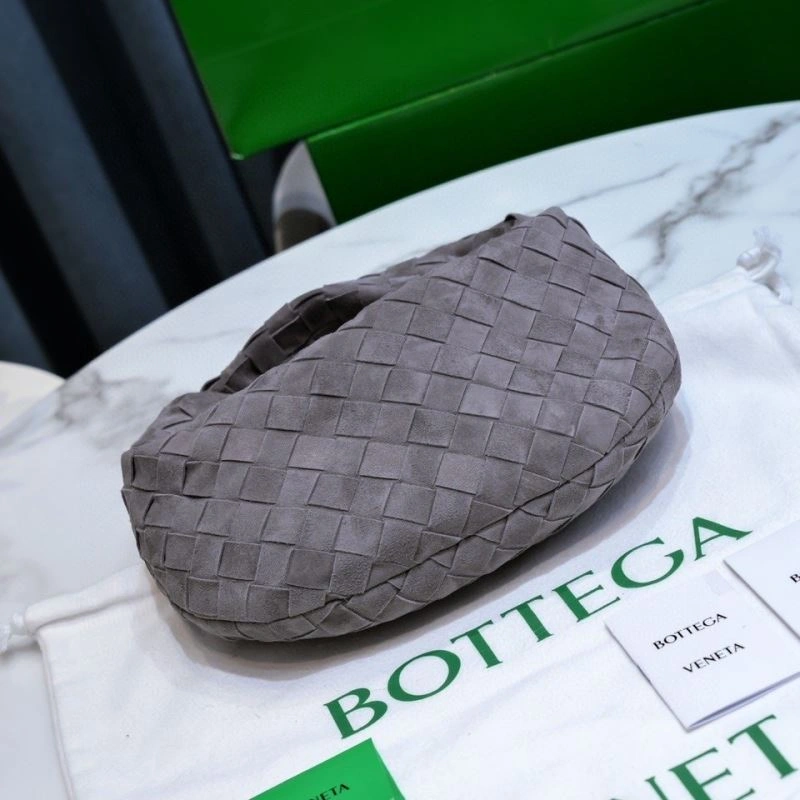 Sporty Bottega Veneta Top Handle Bags 67904