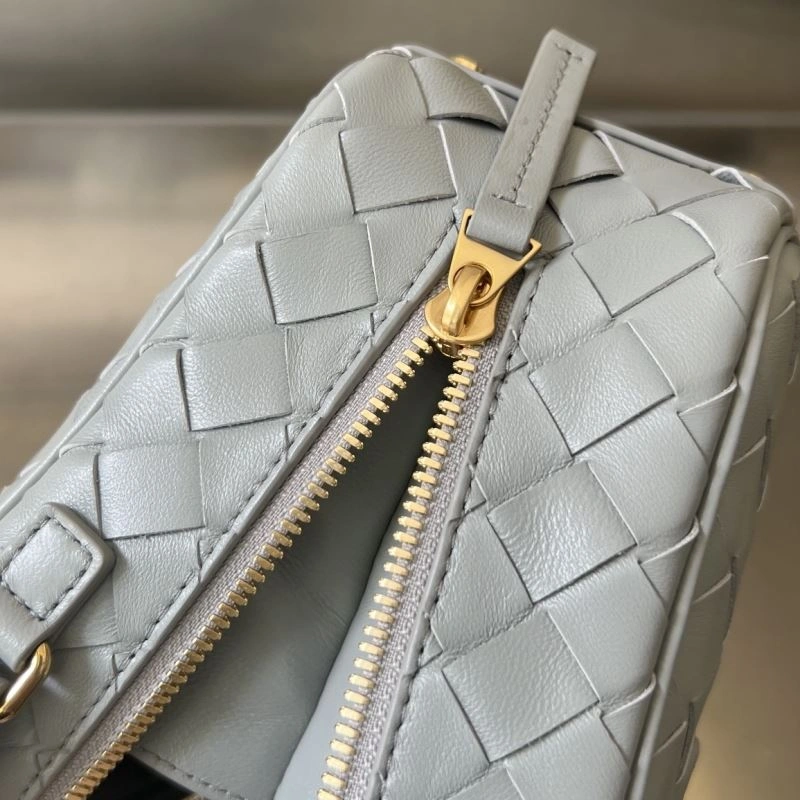 Bottega Veneta Top Handle Bags Trendsetting 67778