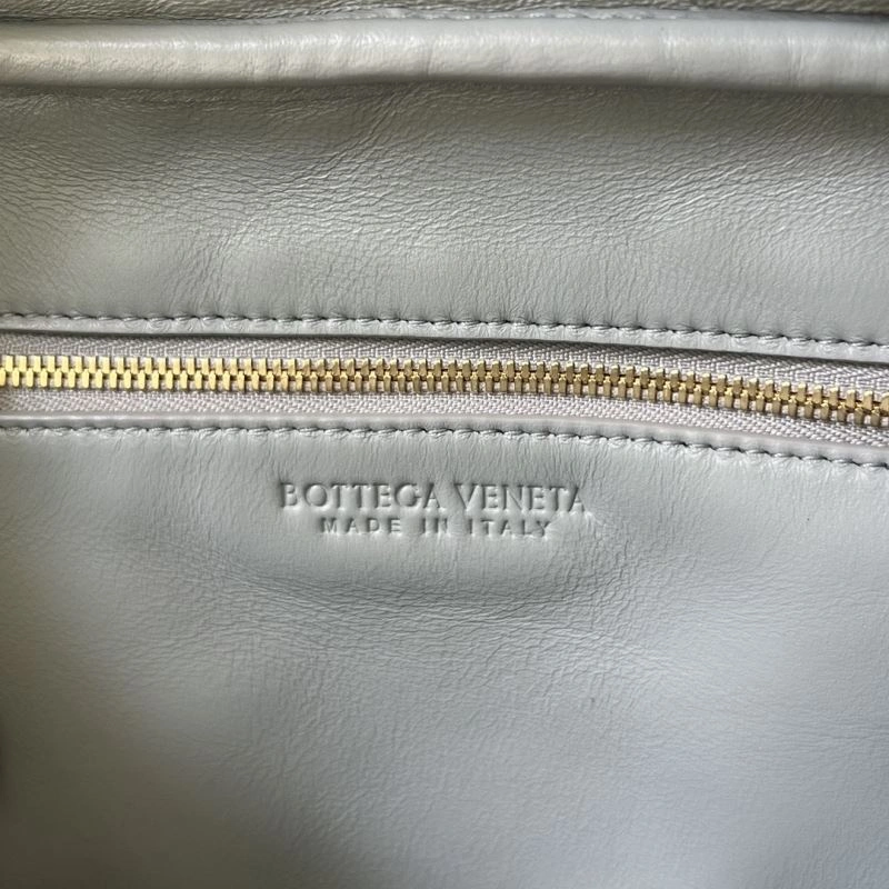 Bottega Veneta Top Handle Bags Trendsetting 67778