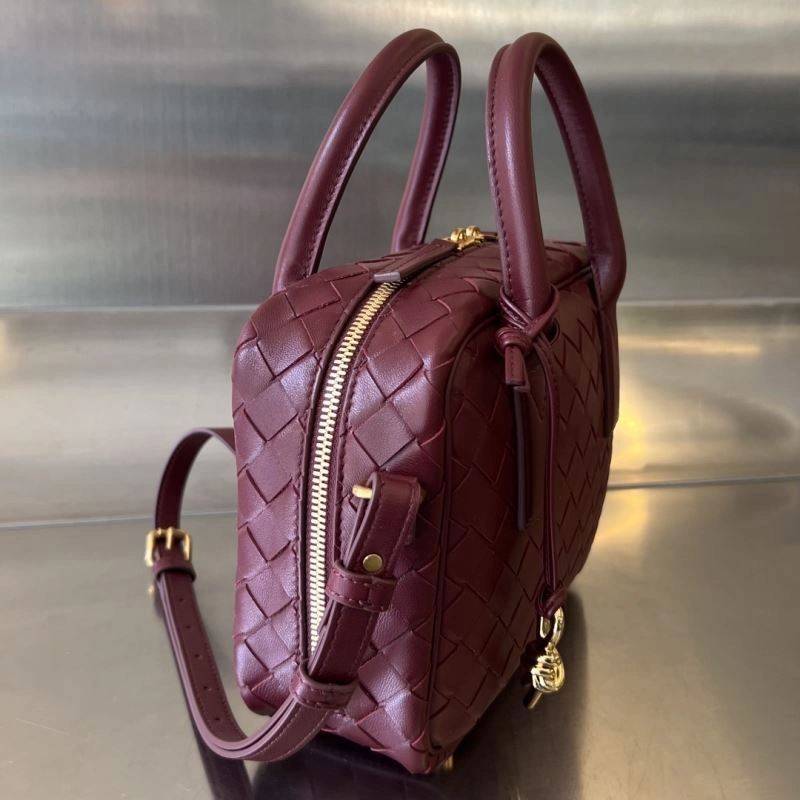 Contemporary Bottega Veneta Top Handle Bags 67776