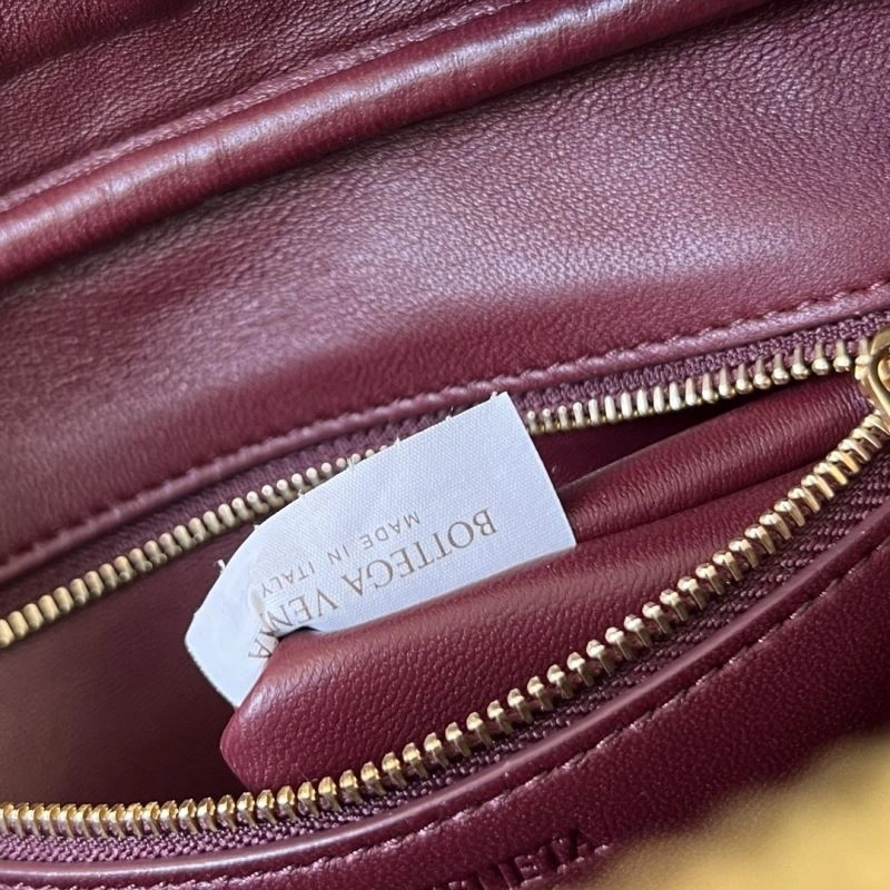 Contemporary Bottega Veneta Top Handle Bags 67776