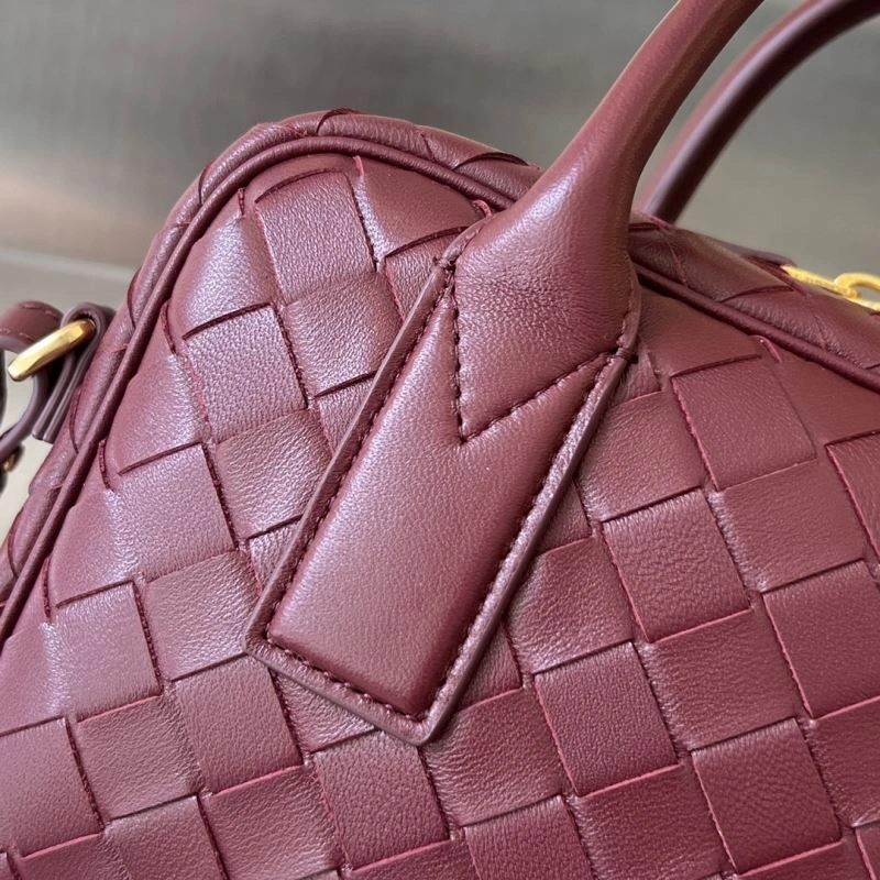 Contemporary Bottega Veneta Top Handle Bags 67776