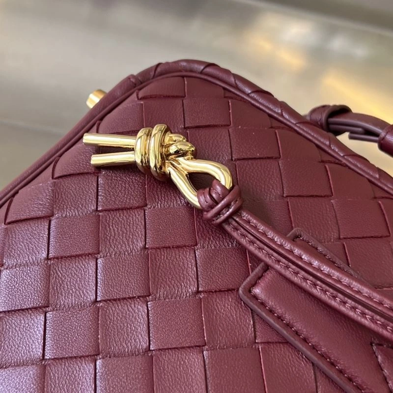 Contemporary Bottega Veneta Top Handle Bags 67776
