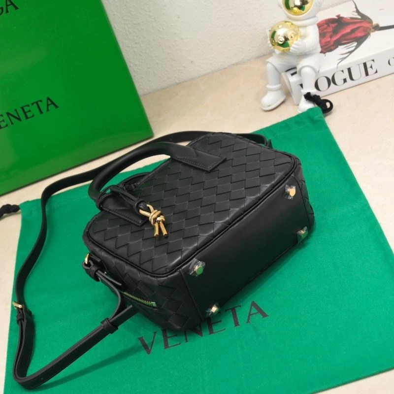 Bottega Veneta Top Handle Bags Seasonal 67771