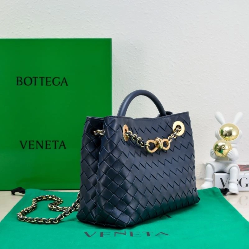 Lightweight Bottega Veneta Top Handle Bags 67763