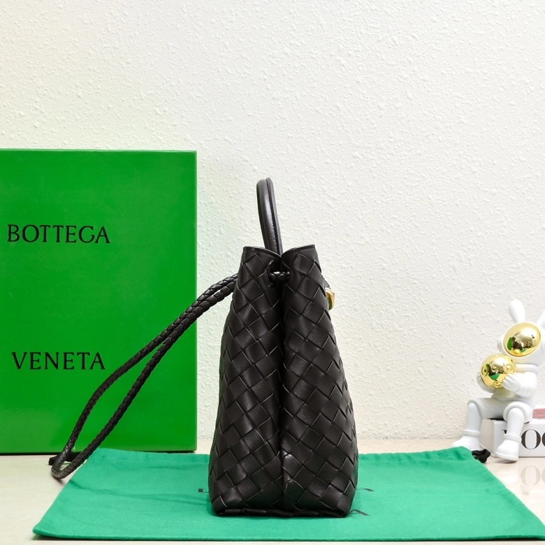 Bottega Veneta Top Handle Bags Fashionable 67758