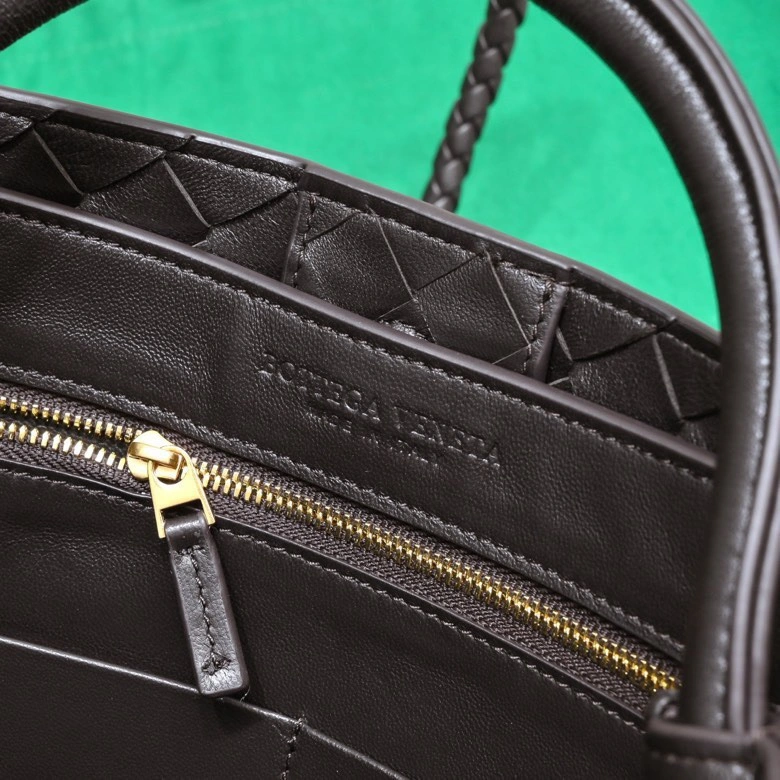 Bottega Veneta Top Handle Bags Fashionable 67758