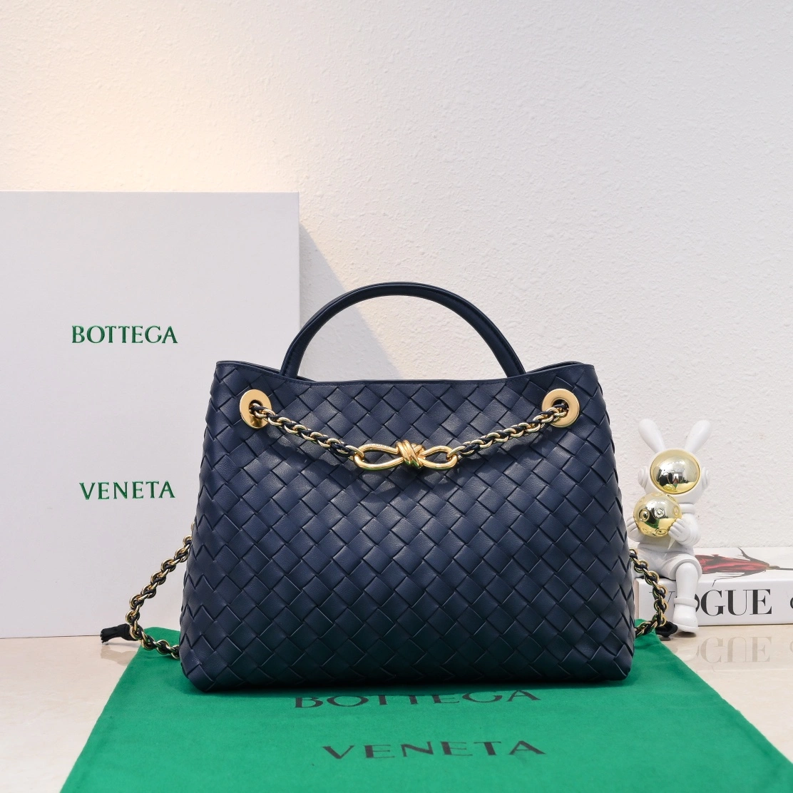 Bottega Veneta Top Handle Bags Compact 67693