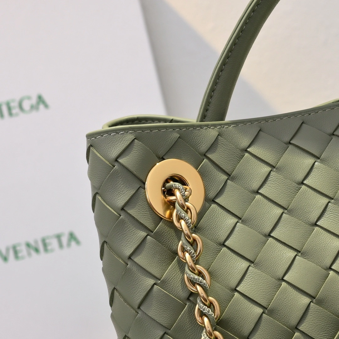 Comfortable Bottega Veneta Top Handle Bags 67686