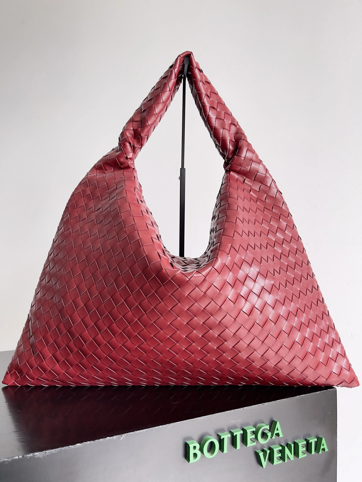 Breathable Bottega Veneta Top Handle Bags 67691