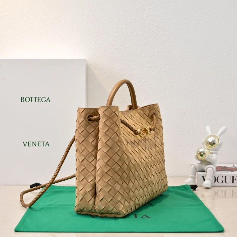 Bottega Veneta Top Handle Bags Compact 64129