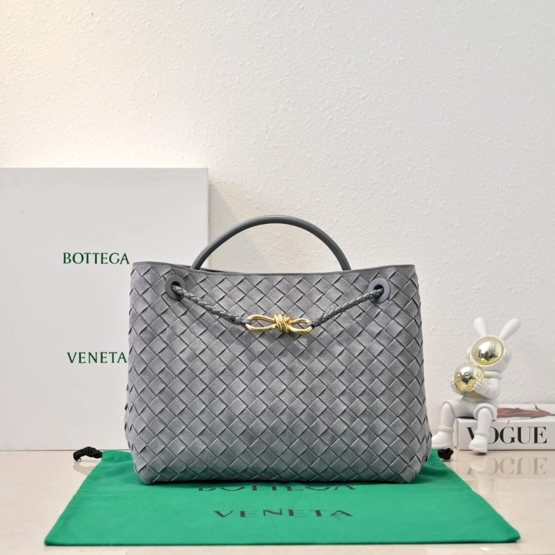 Sustainable Bottega Veneta Top Handle Bags 64126