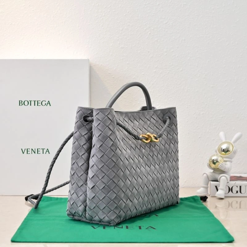 Sustainable Bottega Veneta Top Handle Bags 64126