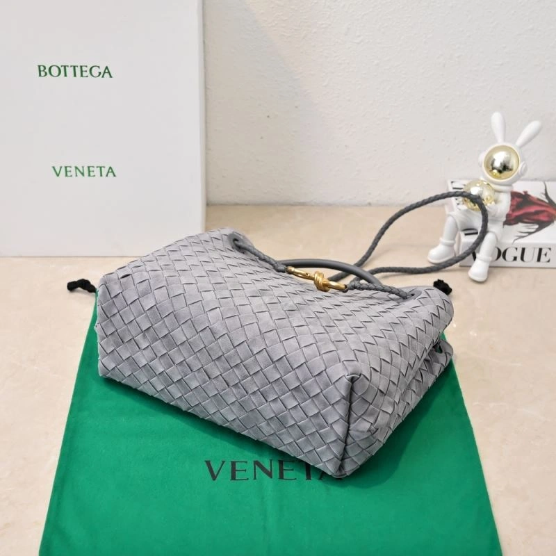 Sustainable Bottega Veneta Top Handle Bags 64126