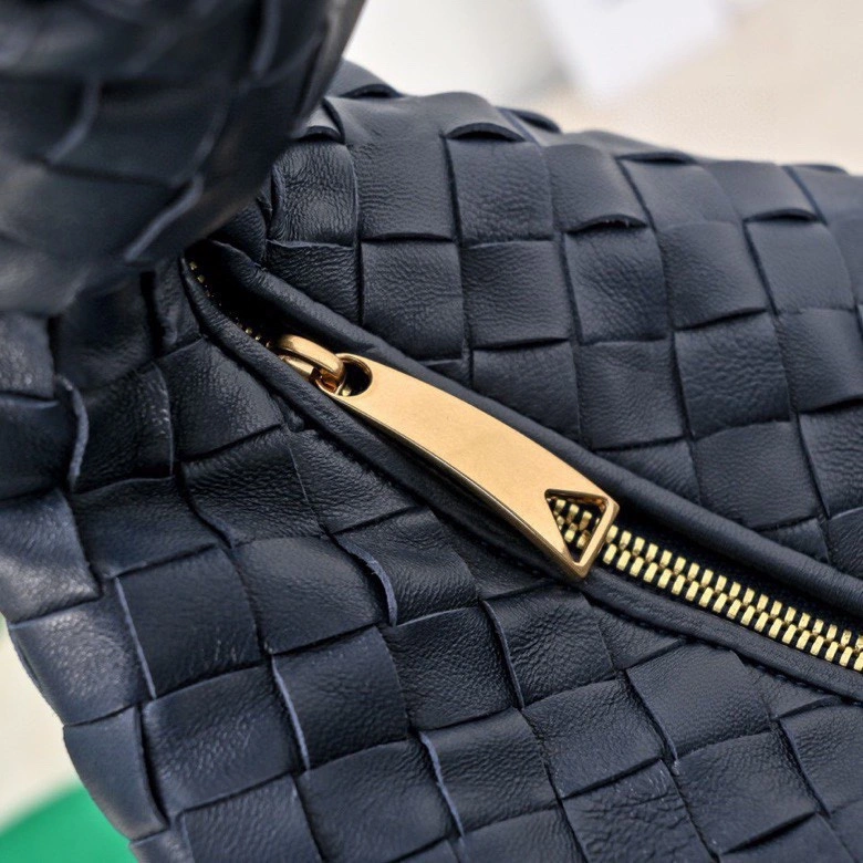 Resilient Bottega Veneta Top Handle Bags 64133