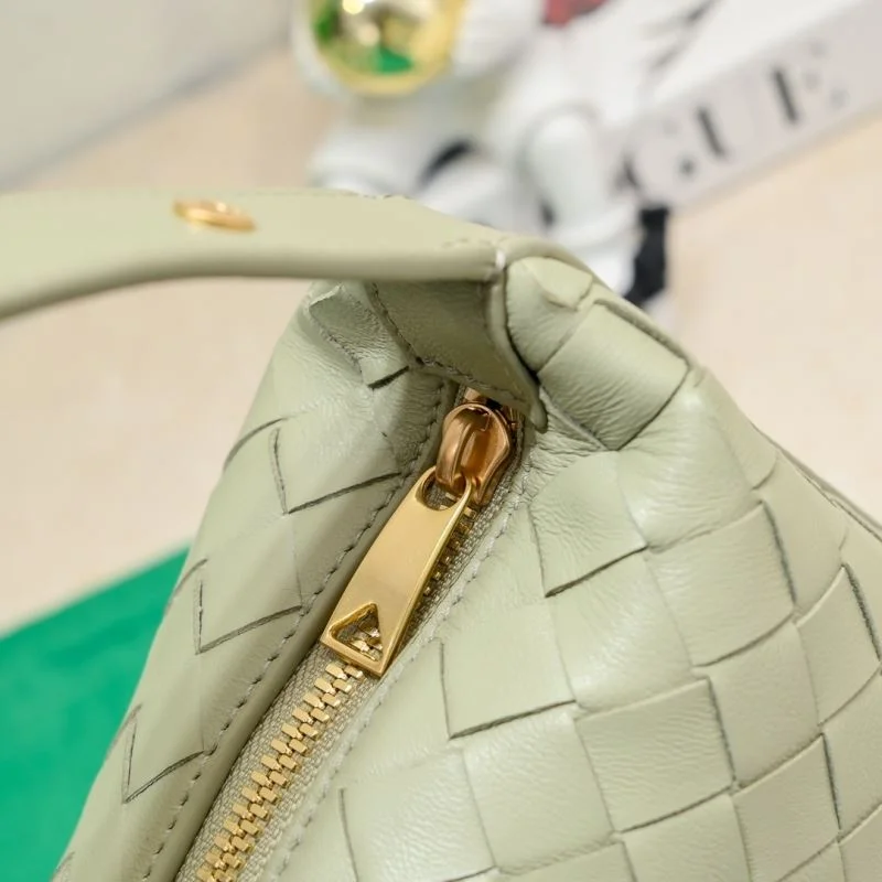 WellDesigned Bottega Veneta Top Handle Bags 51833