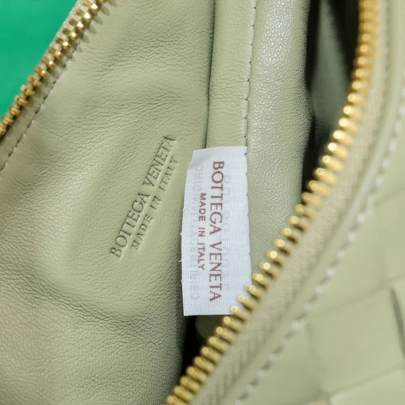 WellDesigned Bottega Veneta Top Handle Bags 51833