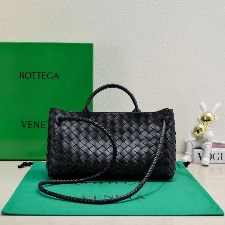 Sophisticated Bottega Veneta Top Handle Bags 51847