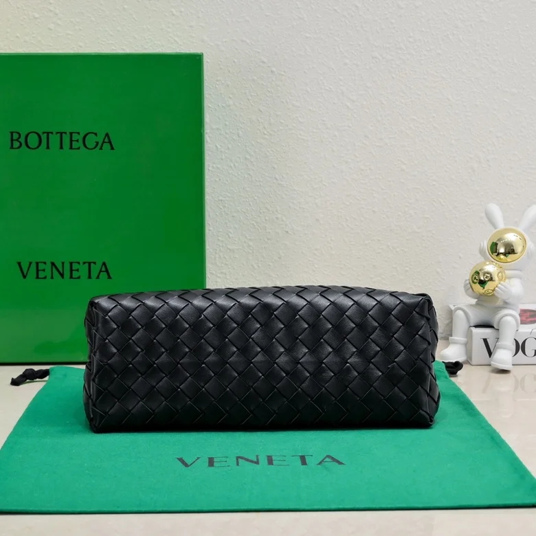Sophisticated Bottega Veneta Top Handle Bags 51847