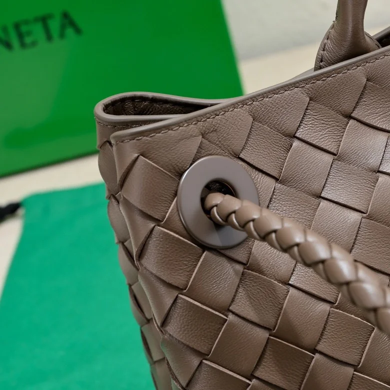 Bottega Veneta Top Handle Bags MoistureWicking 51850