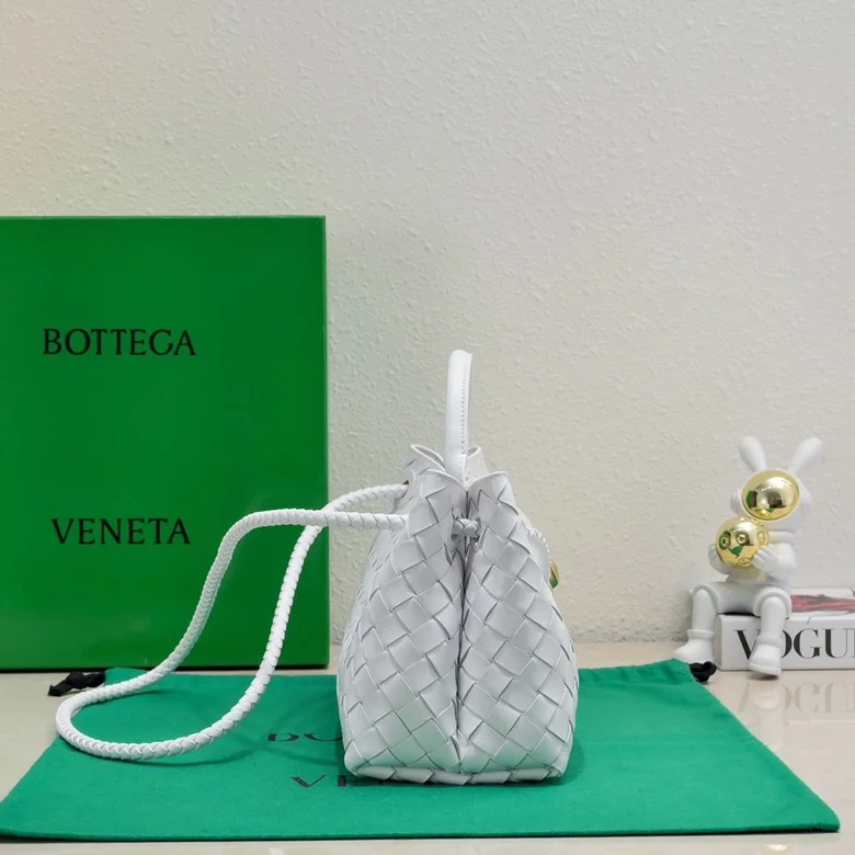Bottega Veneta Top Handle Bags Effortless 51841