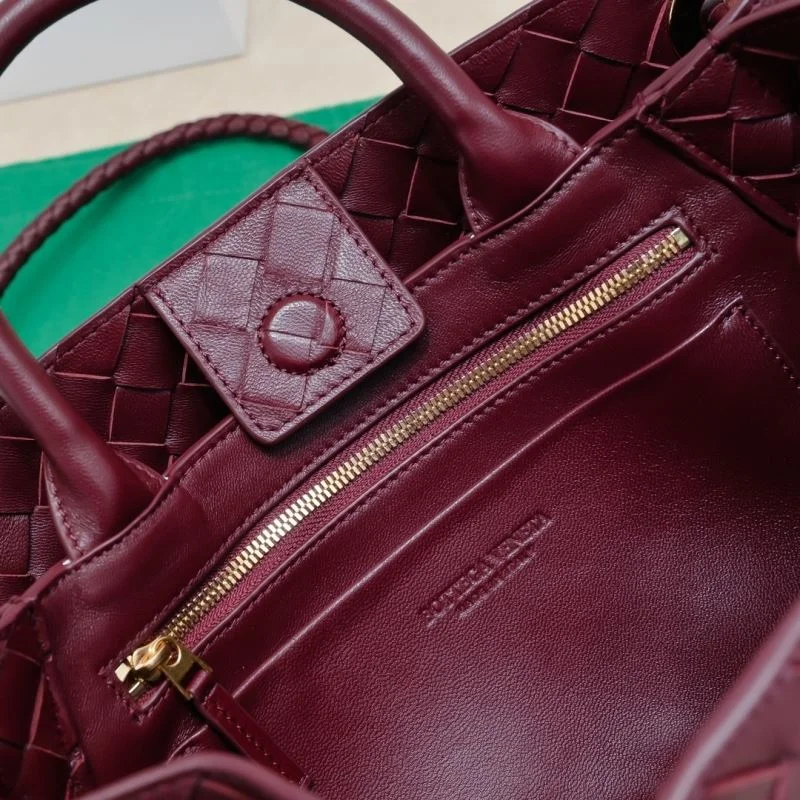 Bottega Veneta Top Handle Bags Durable 51801