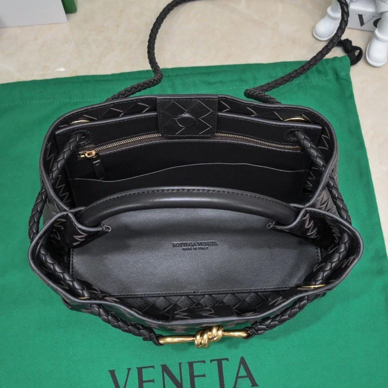 Bottega Veneta Top Handle Bags TopPick 51840