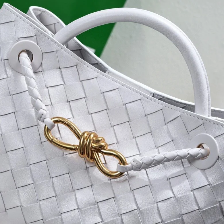 Bottega Veneta Top Handle Bags WellDesigned 51797