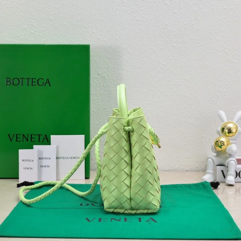 Compact Bottega Veneta Top Handle Bags 51793