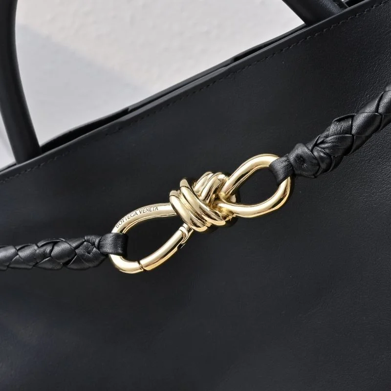 Popular Bottega Veneta Top Handle Bags 51832