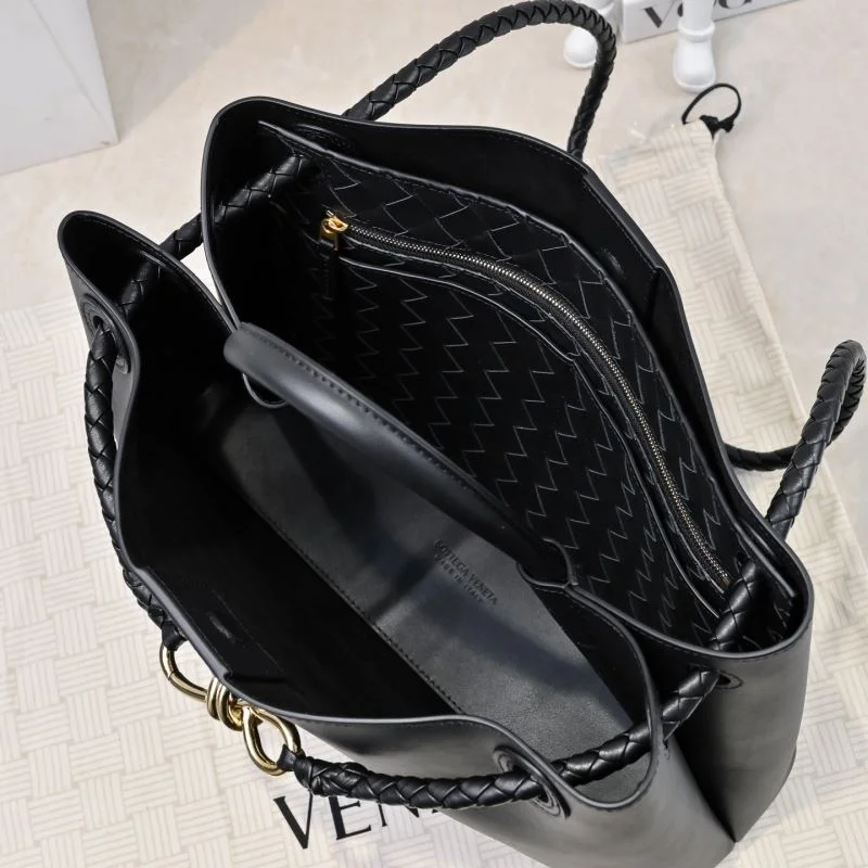 Popular Bottega Veneta Top Handle Bags 51832