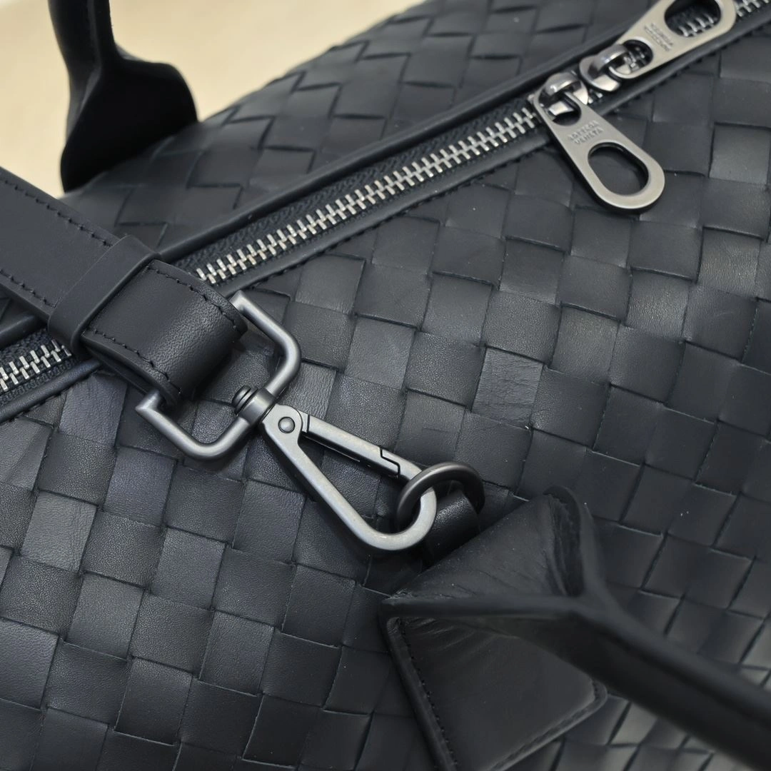 Sustainable Bottega Veneta Travel Bags 91545