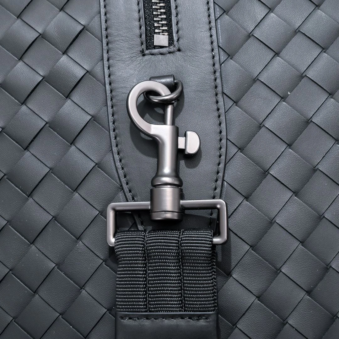 Refined Bottega Veneta Travel Bags 91543