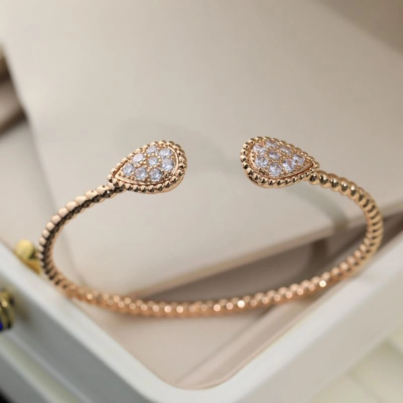 Boucheron Bracelets Elegant 214017