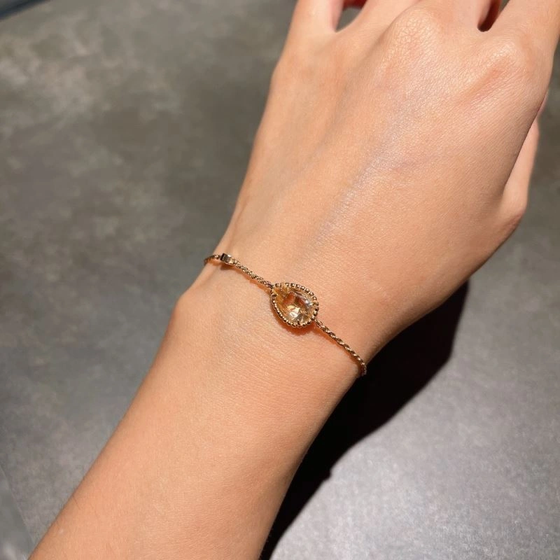 Sophisticated Boucheron Bracelets 214387